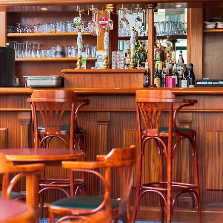 Ξενοδοχείο Restaurant Du Chateau 3*
